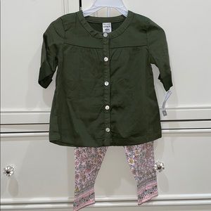 Carter’s 2 pc outfit in 18 months
